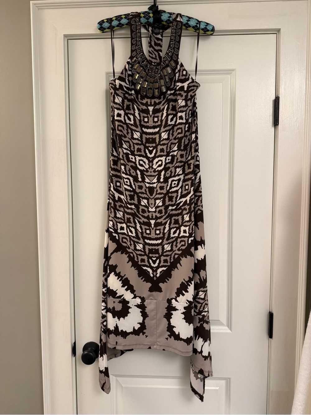 Sleeveless Brown & Cream Printed Racerback Dress with Embellished Neckline - Picture 5 of 8